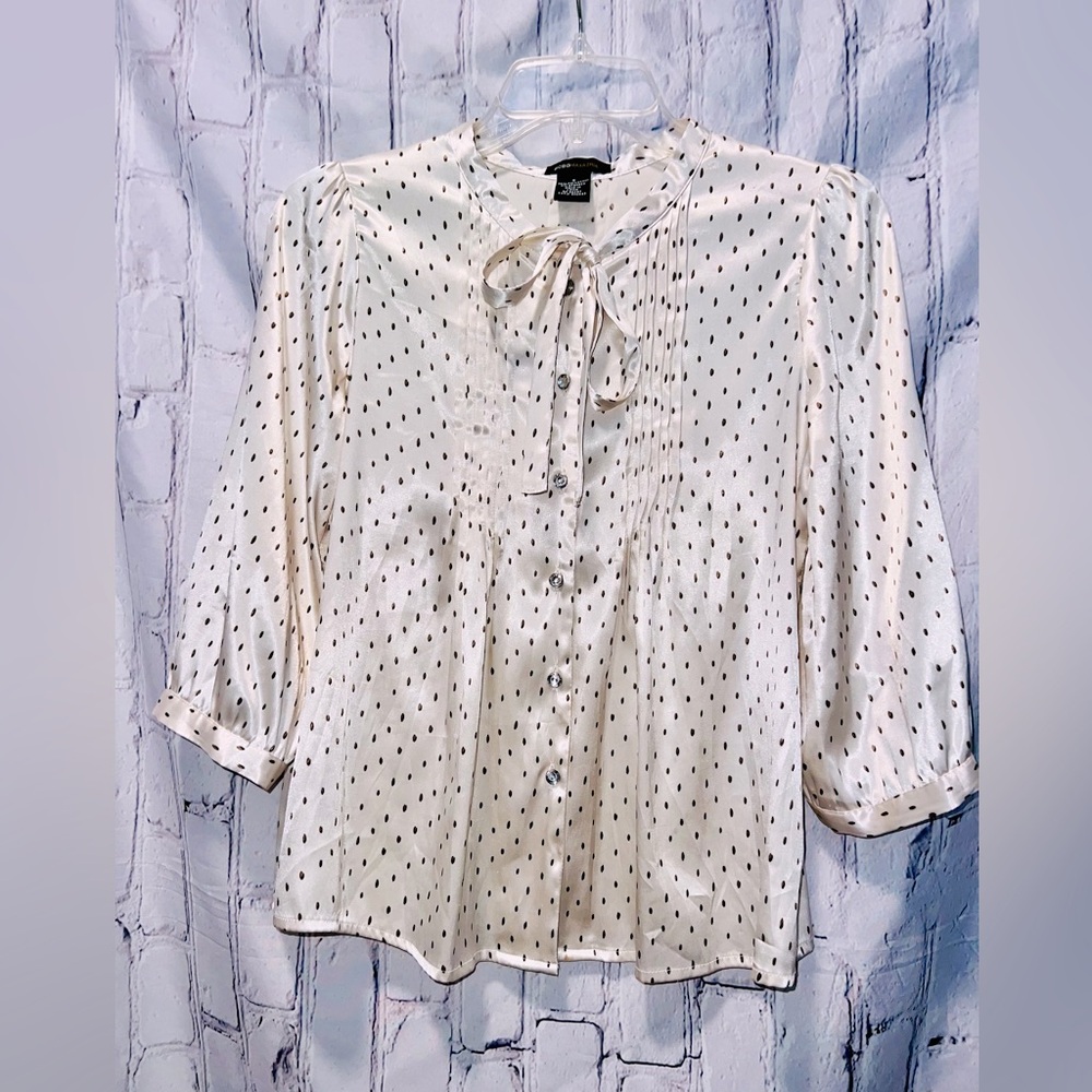 BcbgMaxazria Blouse size small women clothes